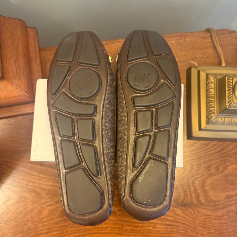 Michael Kors Brown Gold Fulton Studded Logo Moccasin Size 7 - Picture 9 of 10